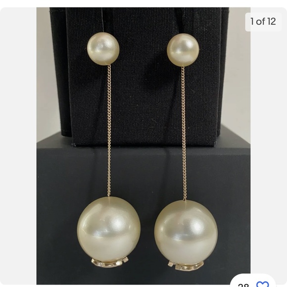 Authentic Chanel earrings! Limited edition - Picture 2 of 4